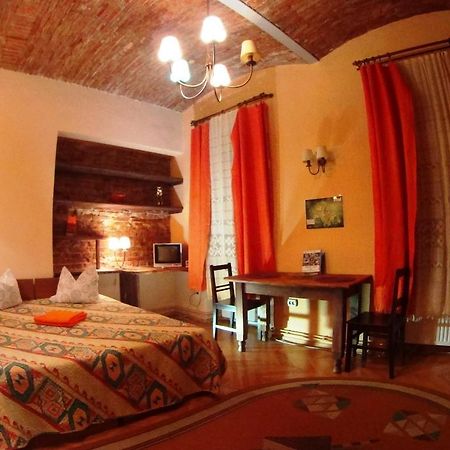 Brasov Apartment In Historic Center Номер фото