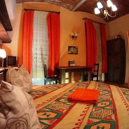 Brasov Apartment In Historic Center Екстер'єр фото