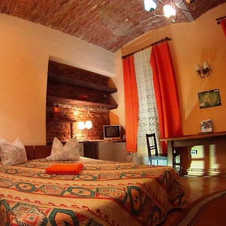 Brasov Apartment In Historic Center Екстер'єр фото