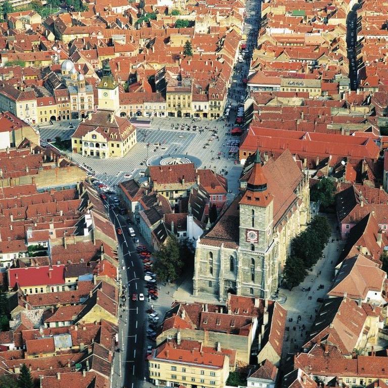 Brasov Apartment In Historic Center Номер фото